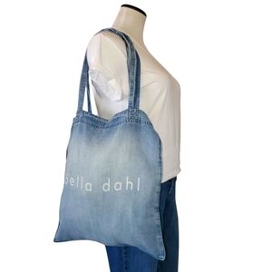 🔥BELLA DAHL‎ Light-Wash Blue Tencel Chambray Lightweight Denim Tote Bag